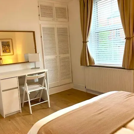 Дом отдыха Chatsworth *